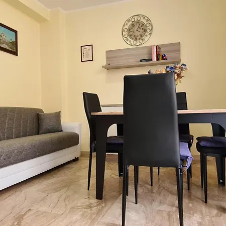 Em Holiday Apartment Quartu Sant'Elena
